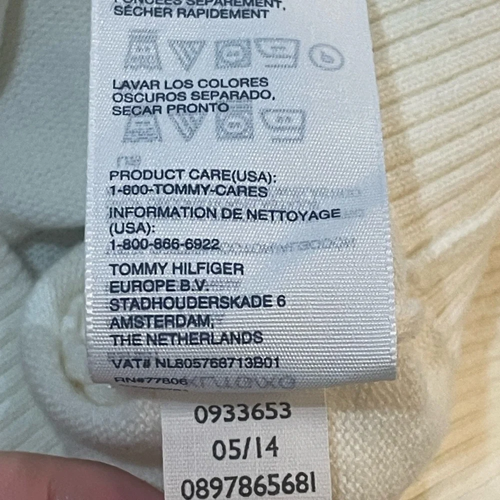 Tommy Hilfiger Men's Off-White Crewneck Sweater - Picture 9 of 10
